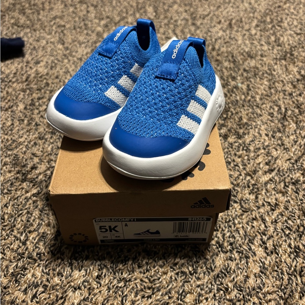 Adidas Bubble Comfy Baby/Toddler shoes- 5K